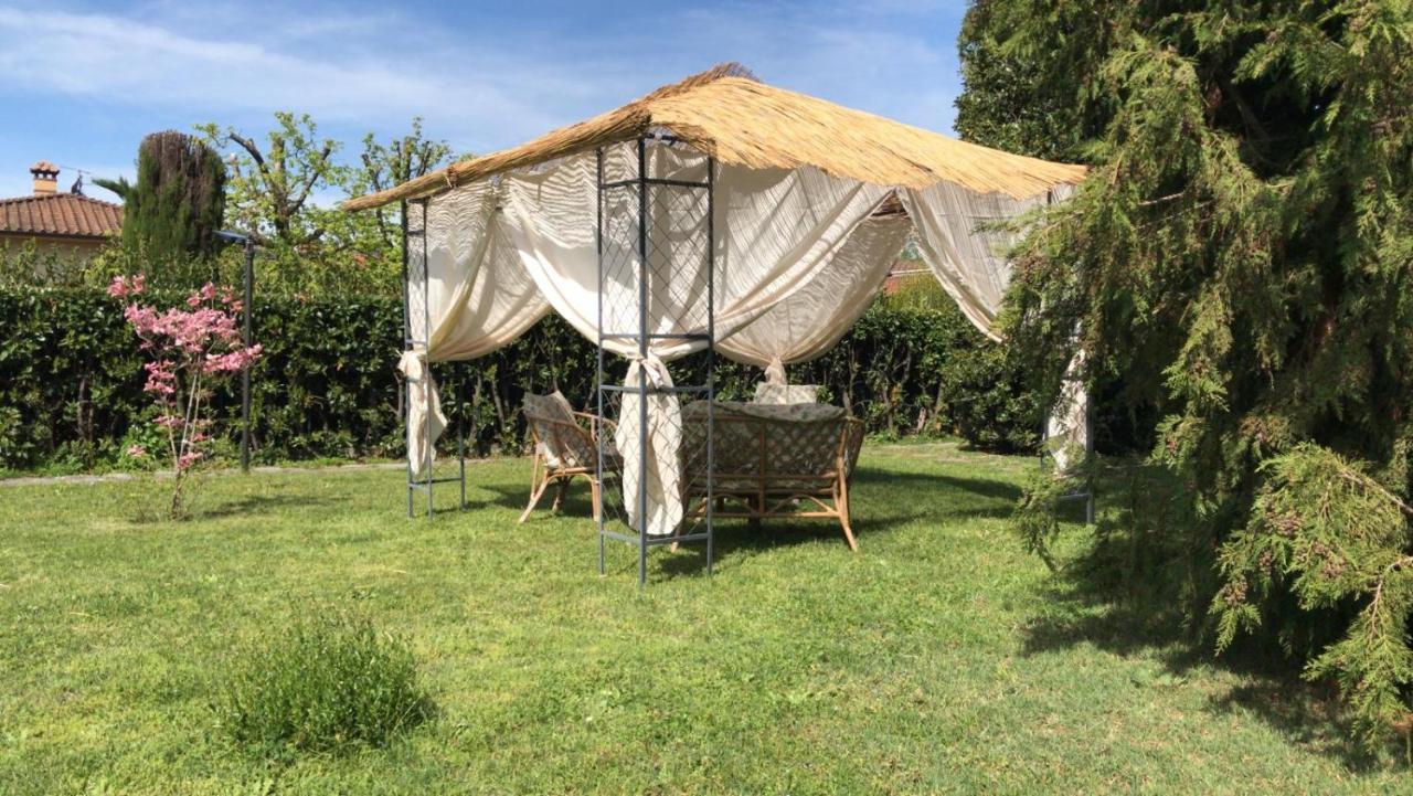 Appartamento Lussuoso 2 In Villa Riccardo Barga Exterior foto